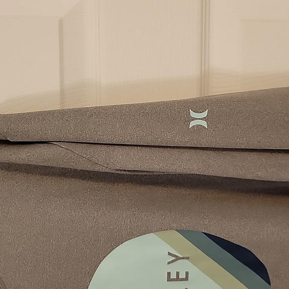 Hurley Men's Shirt - Picture 5 of 6